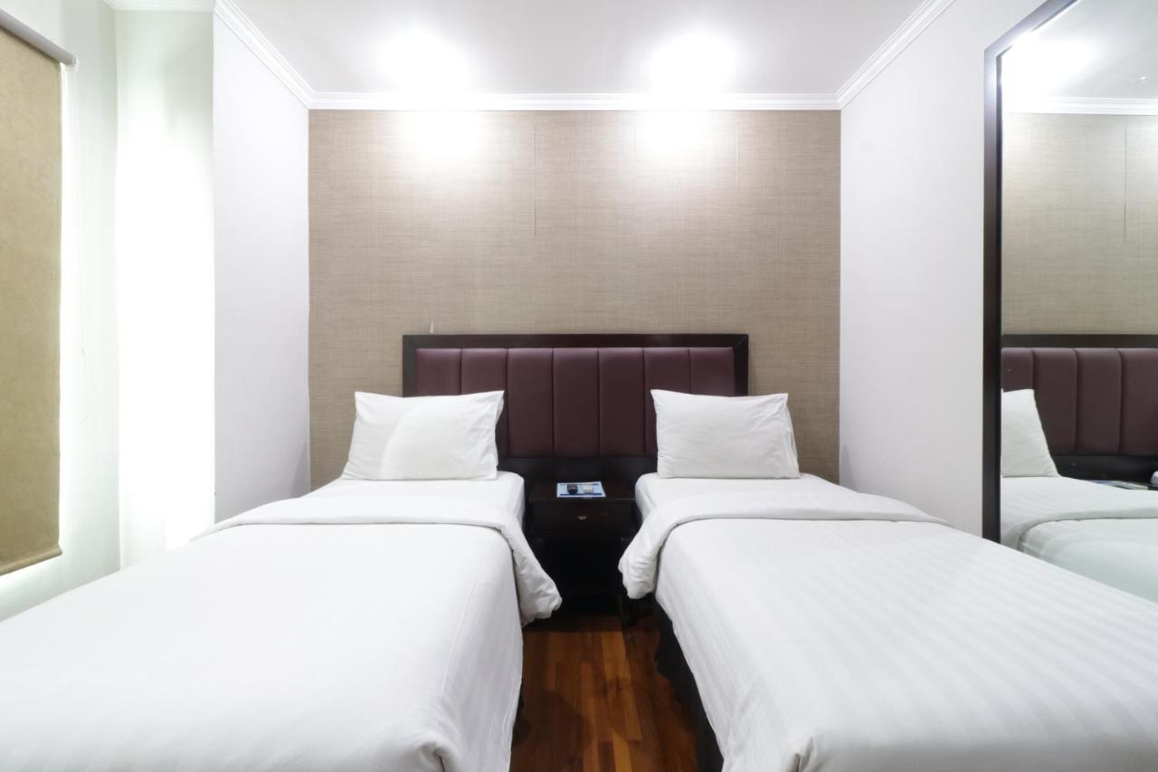 P Hotel Jacarta Exterior foto
